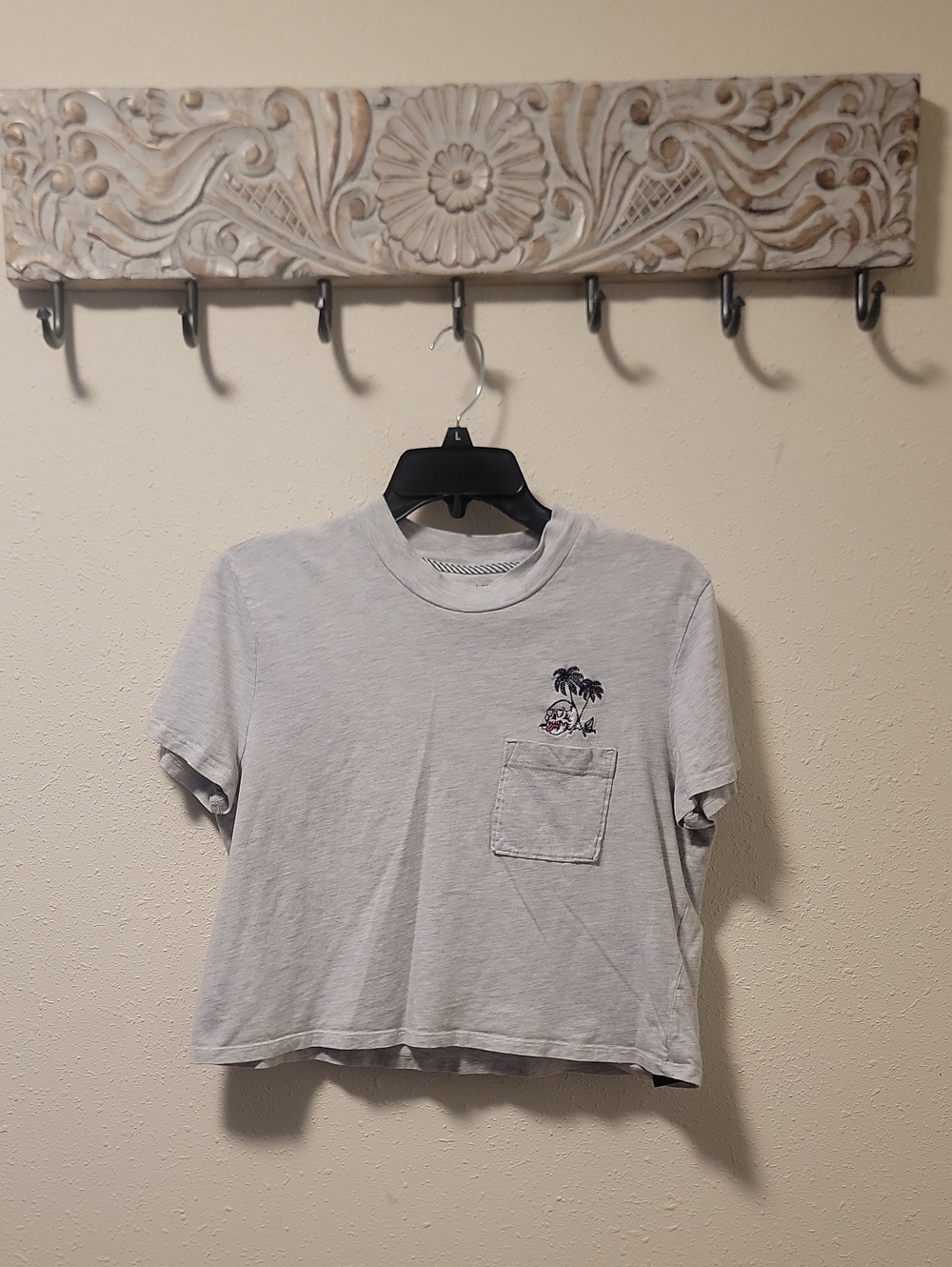 Womens Volcom Light Gray Cropped Palm Pocket Tee Sz M